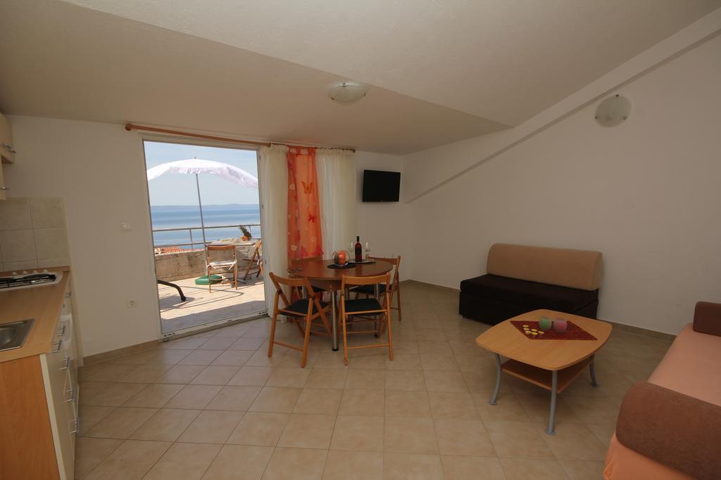 Apartments Adriatika Макарска Номер фото